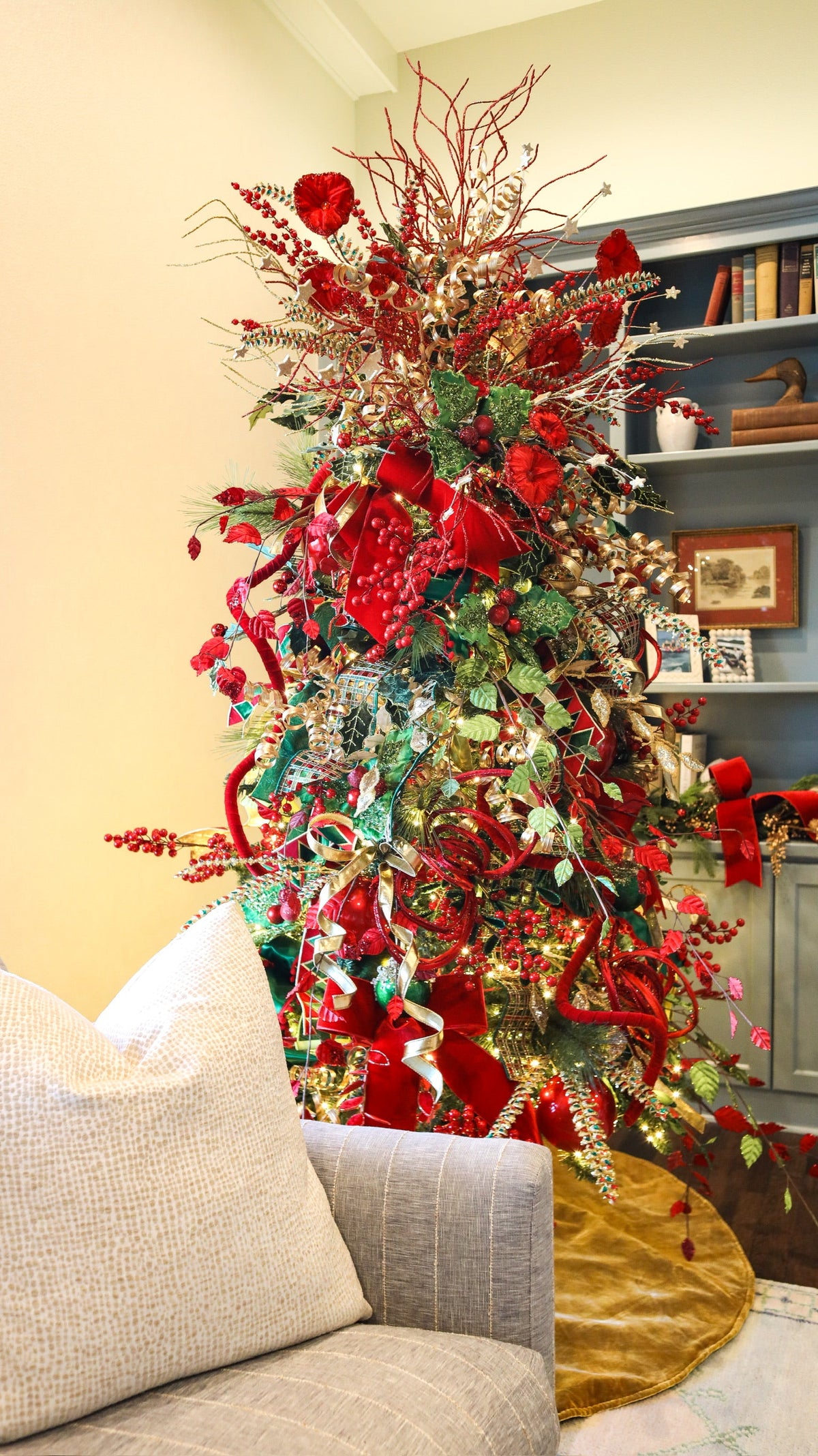 Merry Maximalist Tree
