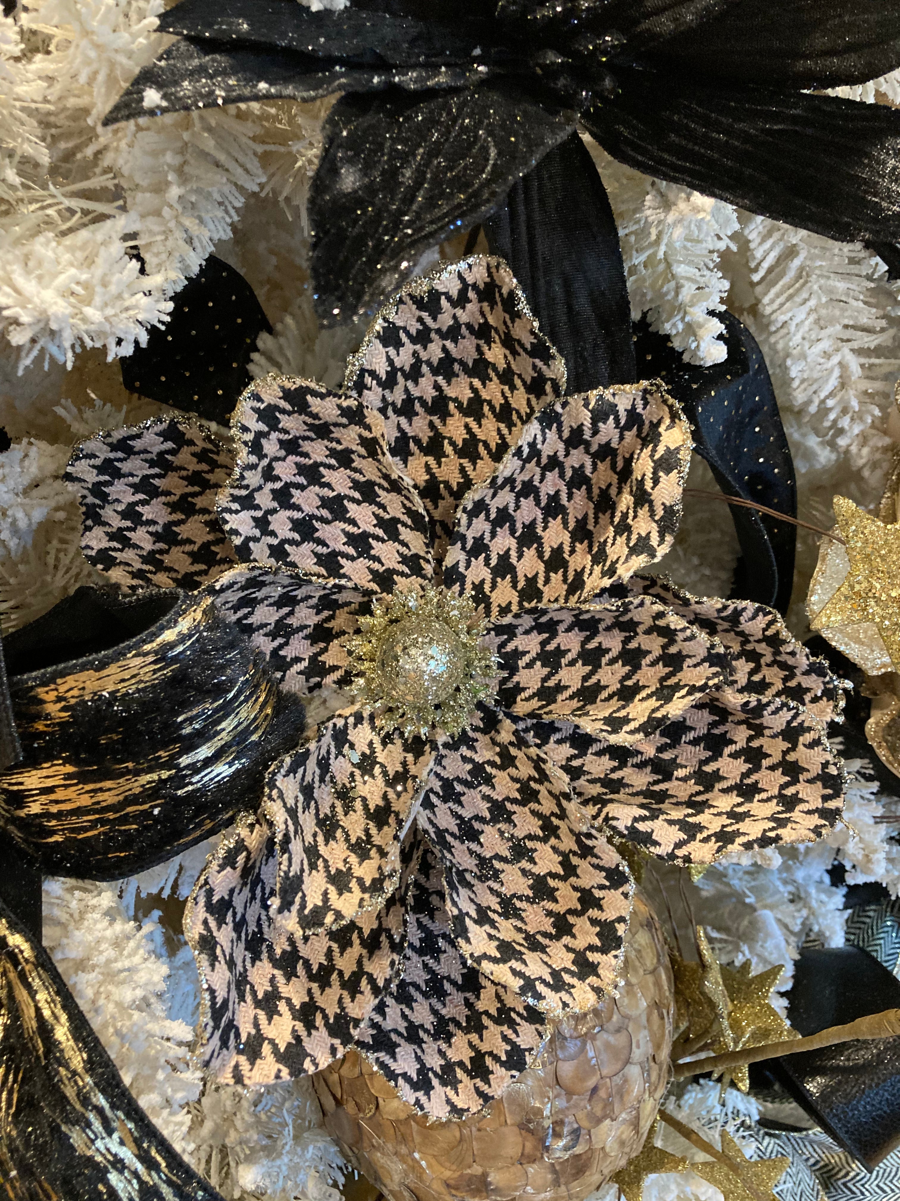 Houndstooth Magnolia Stem - Available in Two Colors