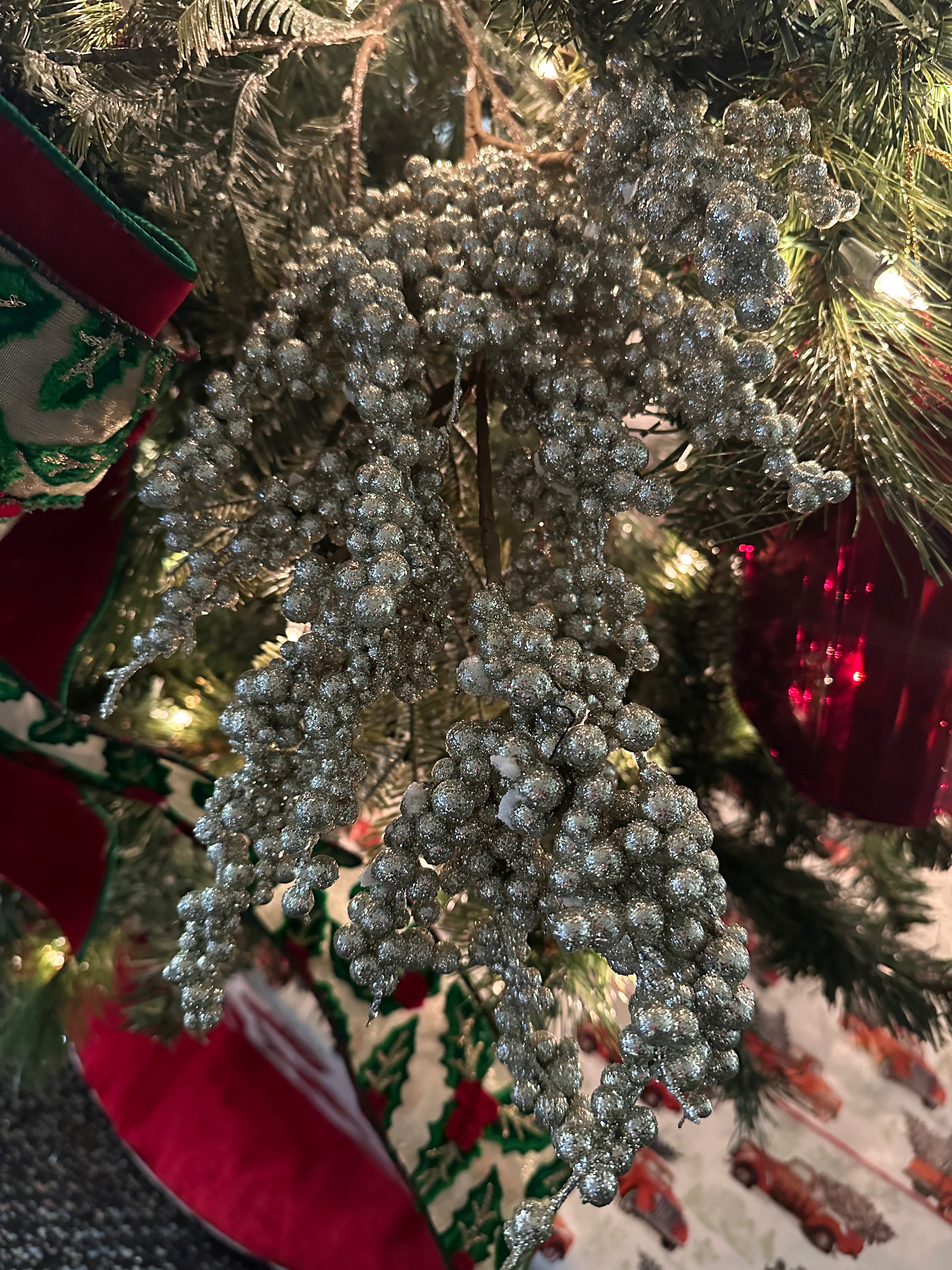 Platinum Berry Cluster Glitter Sprig