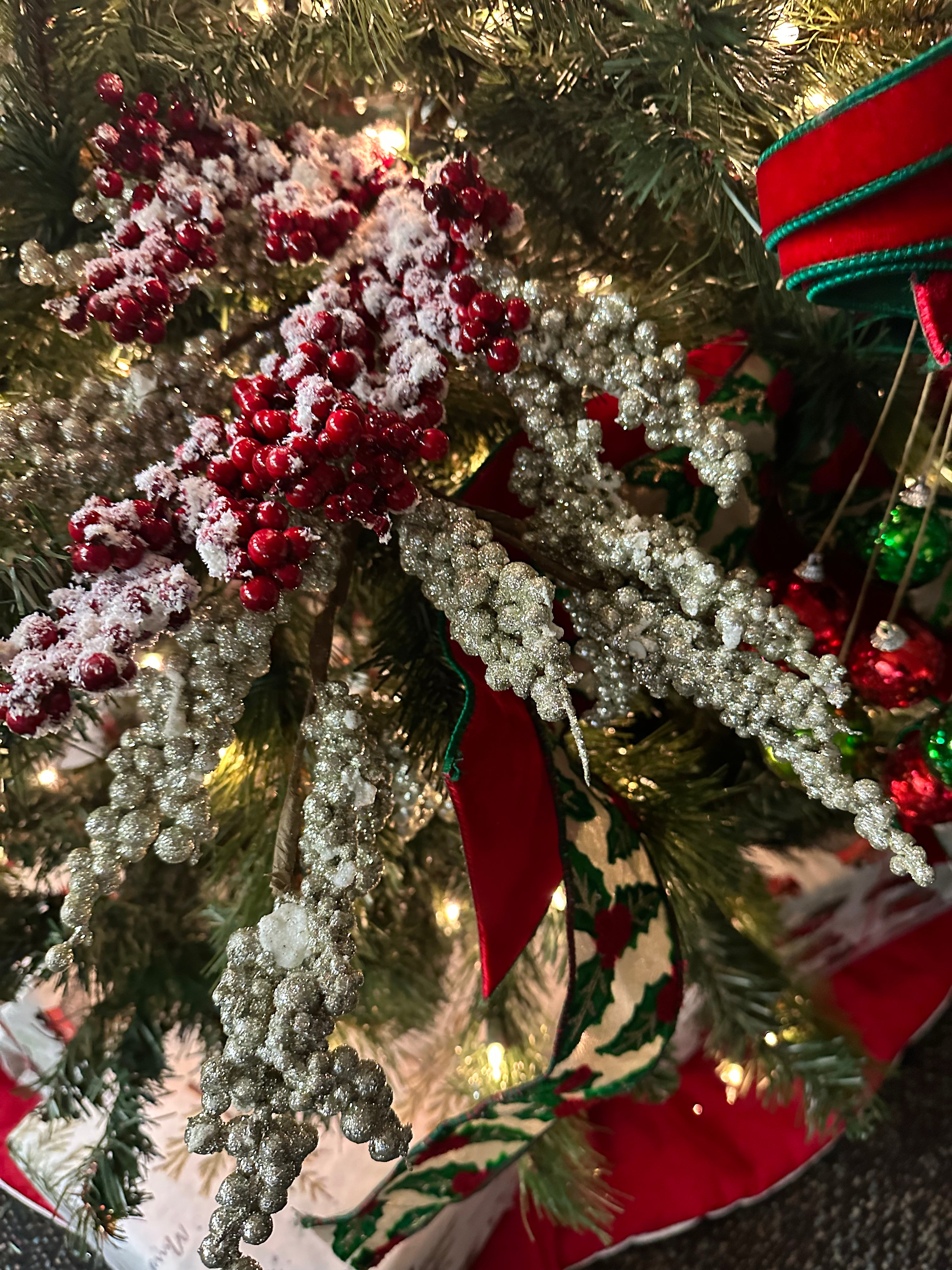 Platinum Berry Cluster Glitter Sprig