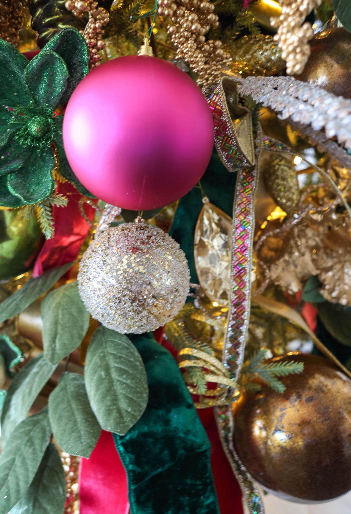 Swirl Glittered Ball Ornament